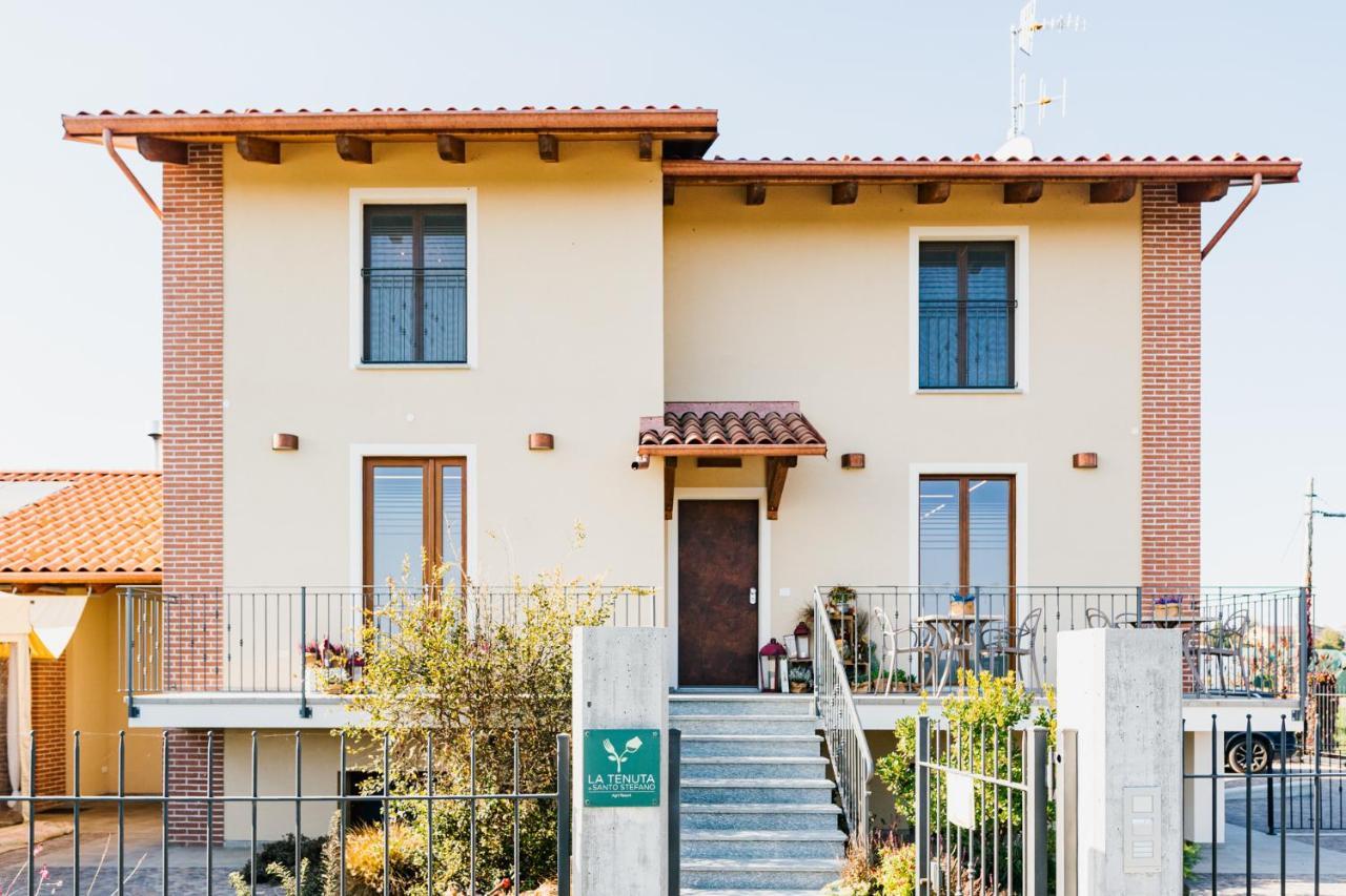 La Tenuta Di Santo Stefano Agri Resort & Spa Fossano Exteriör bild