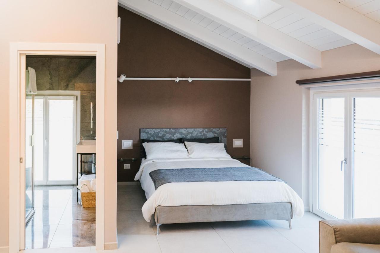 La Tenuta Di Santo Stefano Agri Resort & Spa Fossano Exteriör bild