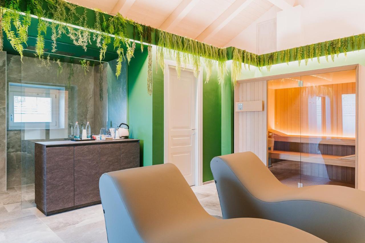 La Tenuta Di Santo Stefano Agri Resort & Spa Fossano Exteriör bild