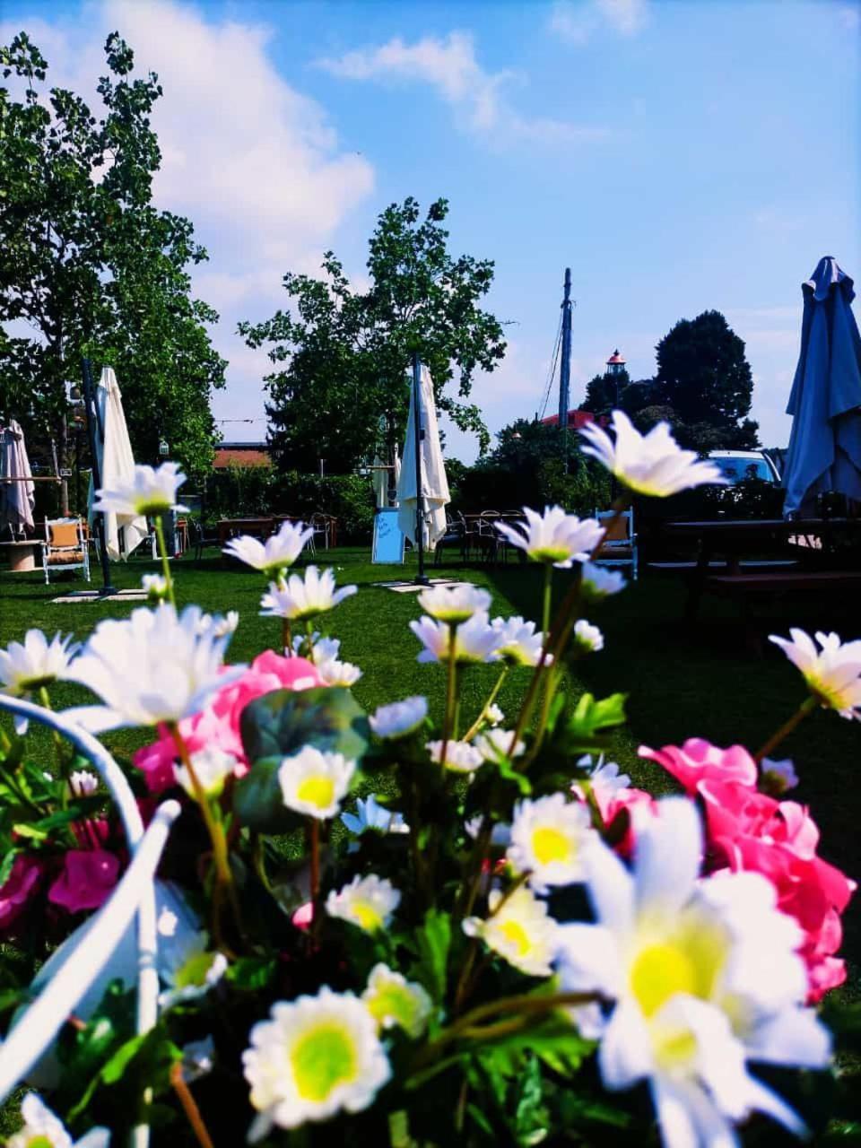La Tenuta Di Santo Stefano Agri Resort & Spa Fossano Exteriör bild