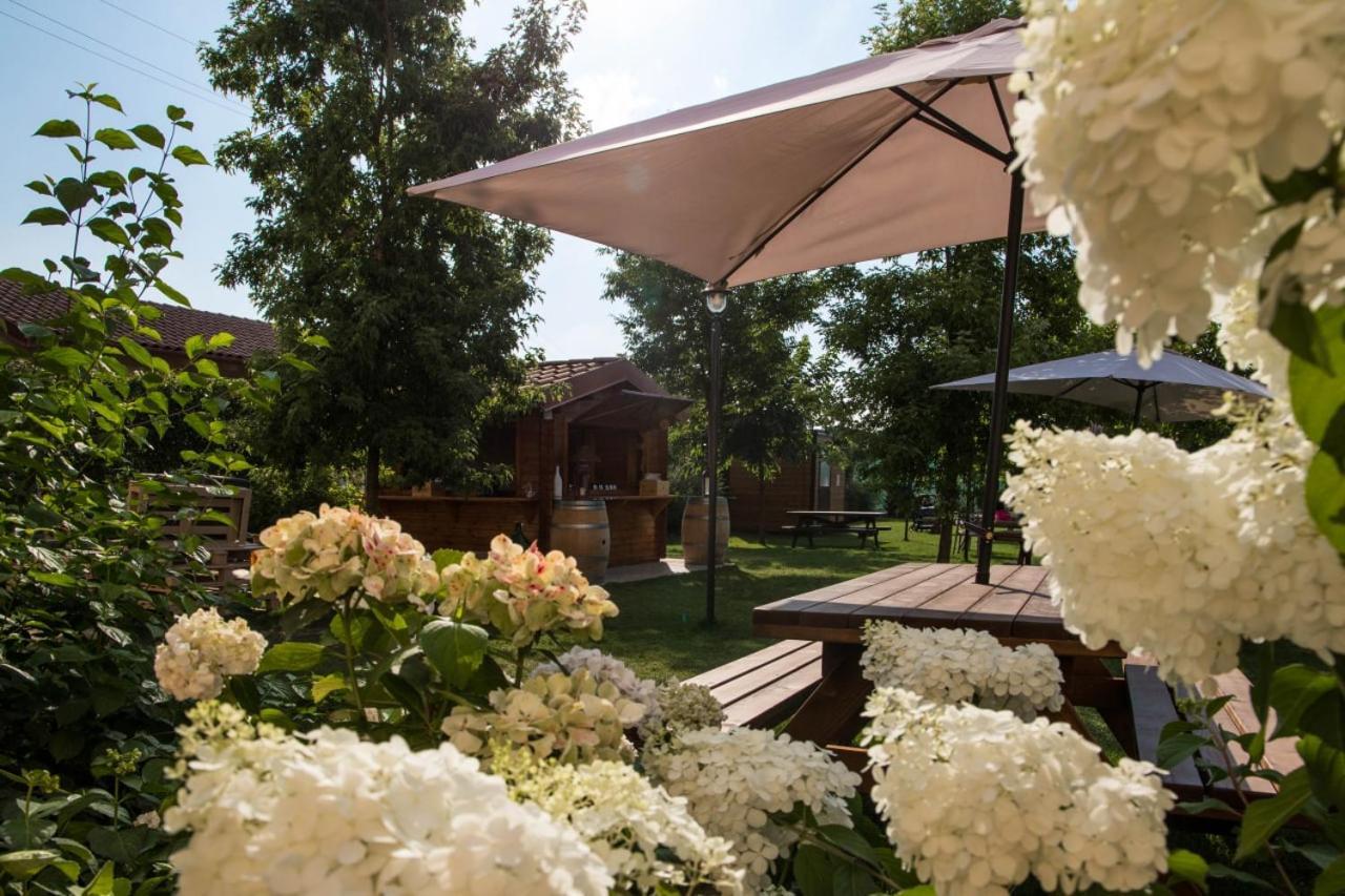 La Tenuta Di Santo Stefano Agri Resort & Spa Fossano Exteriör bild
